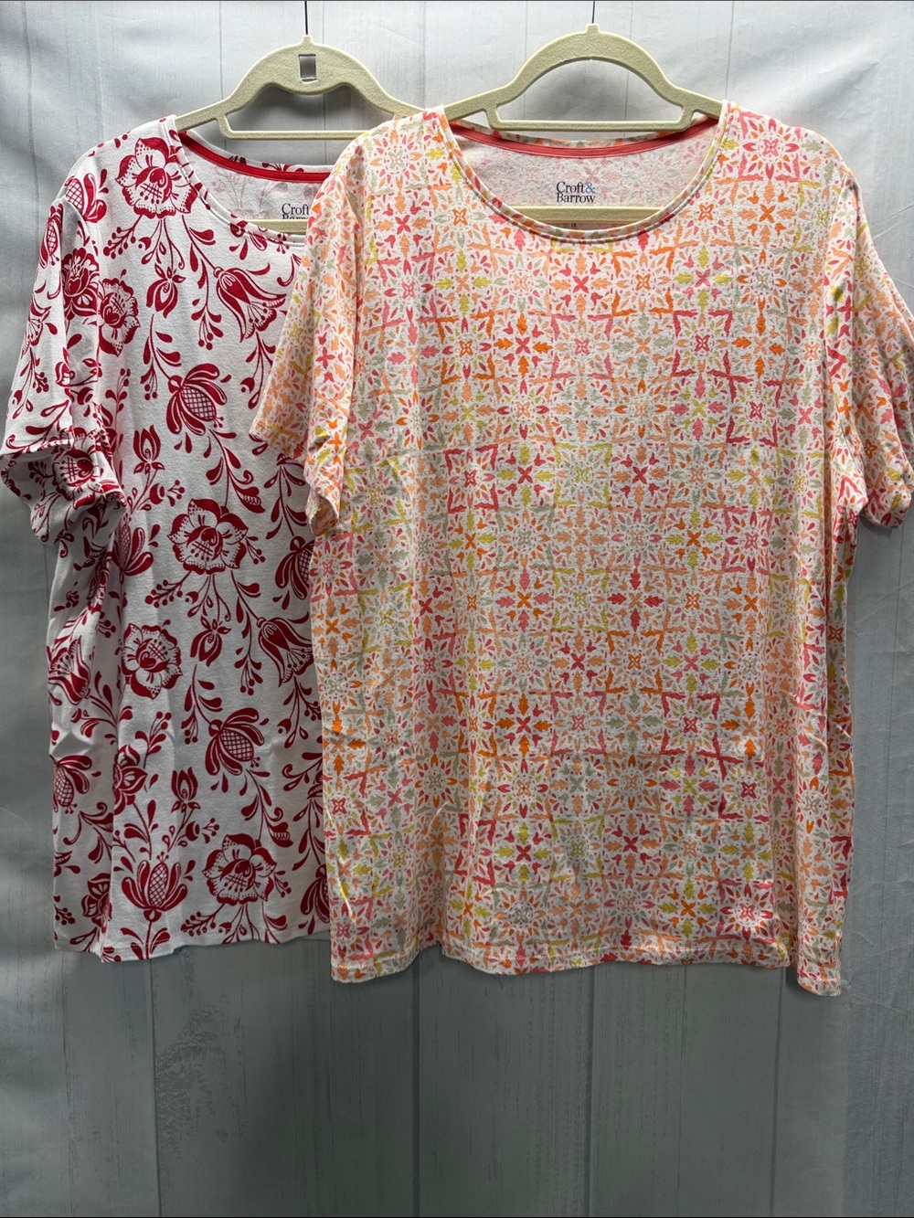 Croft & Barrow 2 The Classic Tee Red Floral and Coral Mosaic Short Sleeve Tees
